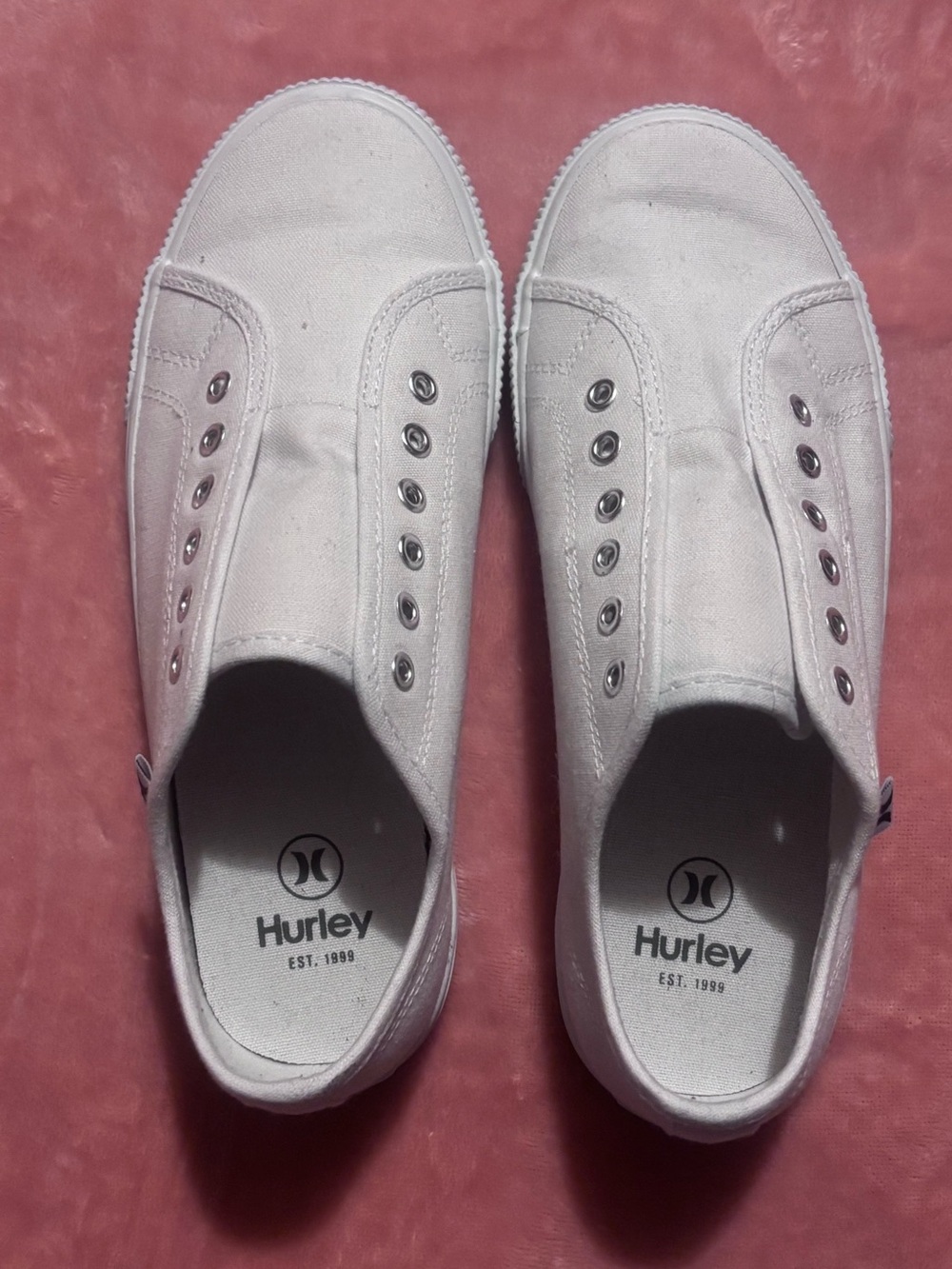 Hurley White Slip-On Canvas Sneakers size 7.5